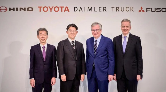 戴姆勒卡车、三菱扶桑、日野和丰田加强合作 积极推动燃料电池和氢发动机的技术发展